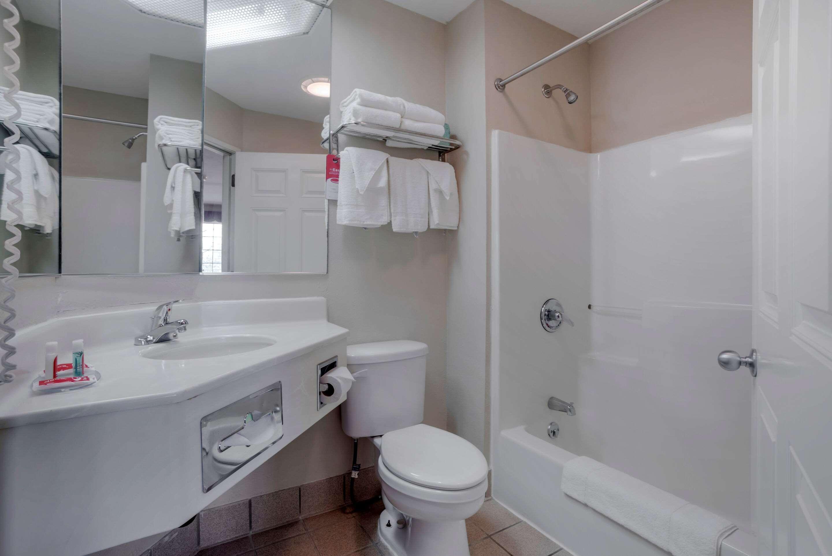 Americas Best Value Inn Gettysburg Bagian luar foto