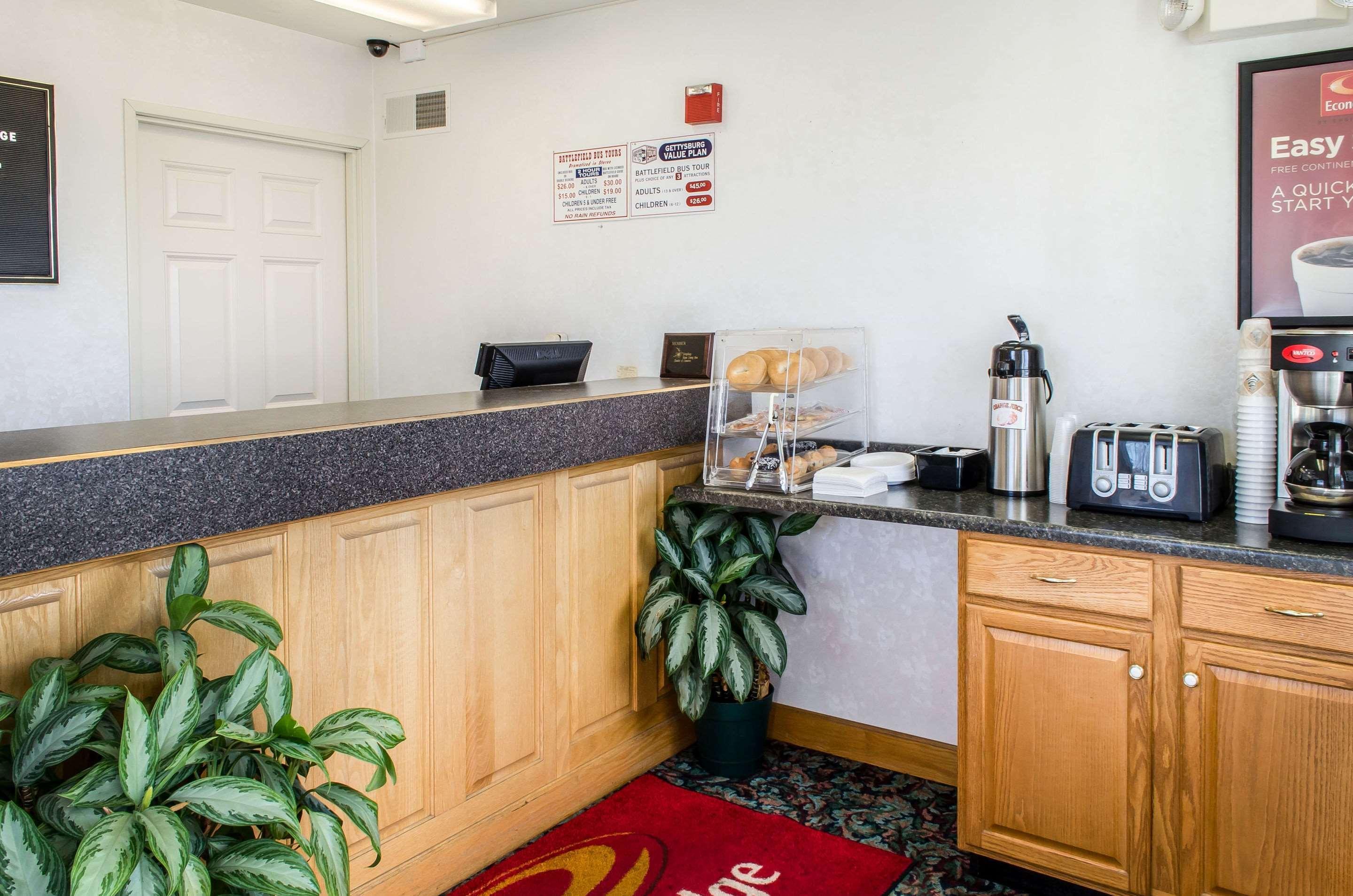 Americas Best Value Inn Gettysburg Bagian luar foto