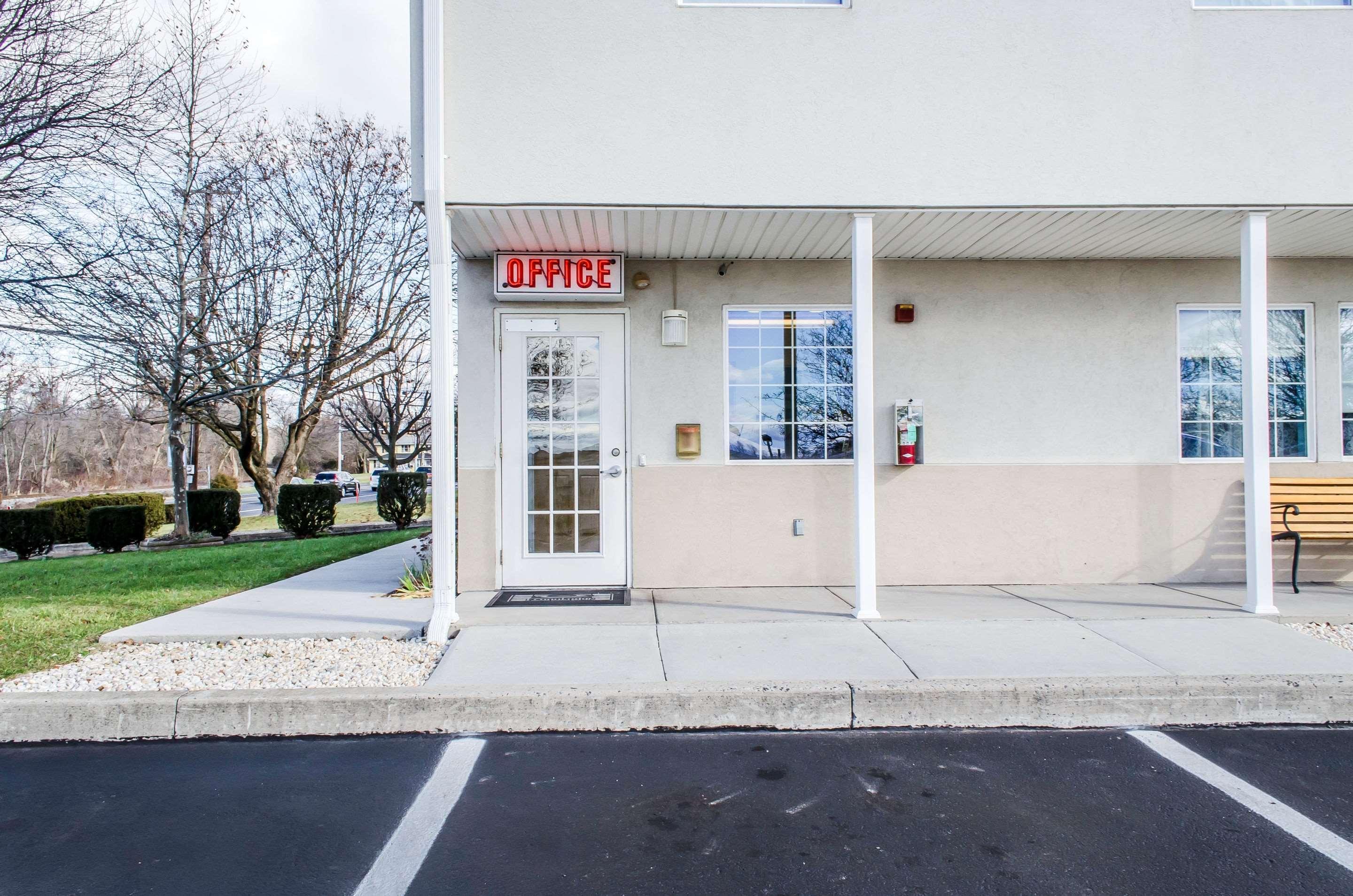 Americas Best Value Inn Gettysburg Bagian luar foto